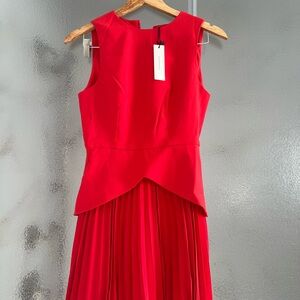Commense Scarlet Sleeveless Midi Dress